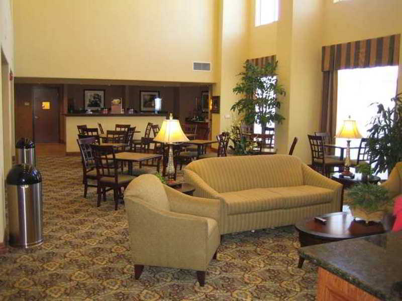 Hampton Inn And Suites-Brownsville Restaurant photo